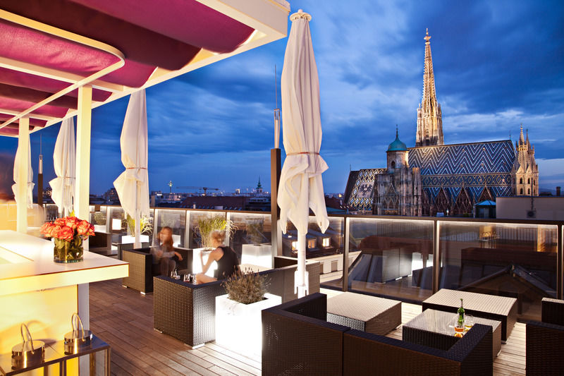 Hotel Lamee Bécs Kültér fotó The rooftop bar